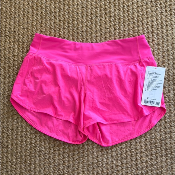 lululemon athletica Pants - Lululemon Athletica Pink Highlighter Speed Up MR Short 4” Lined